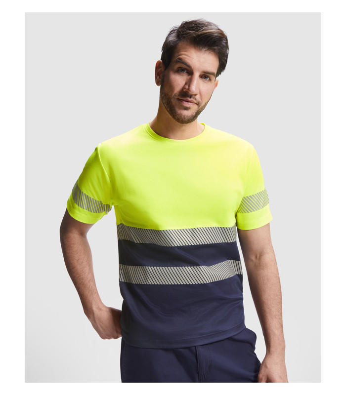 Ropa de alta visibilidad: qué dice la normativa y cómo personalizarla