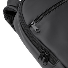 Mochila negro detalle Mochila negro detalle