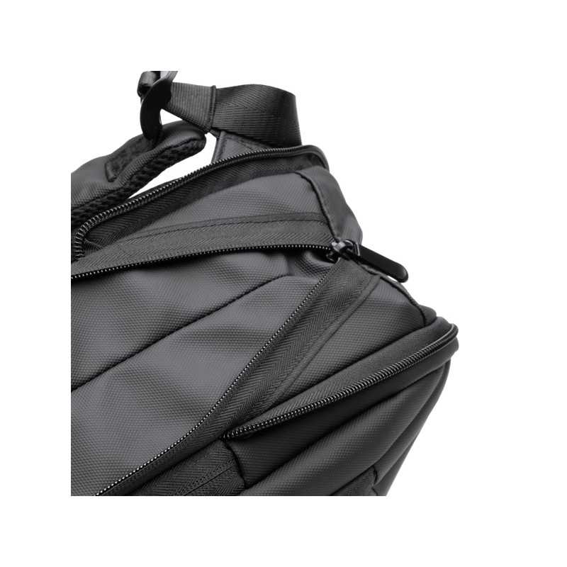 Mochila acolchada negro detalle