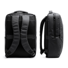 Mochila acolchada negro detalle