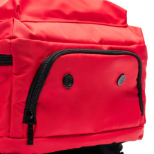 Mochila poliéster reciclado rojo detalle